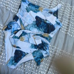 One shoulder swimsuit